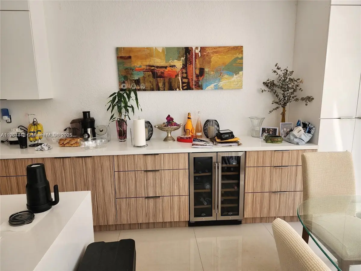 7962 NW 19th Ct, Pembroke Pines, FL 33024 - Image #1