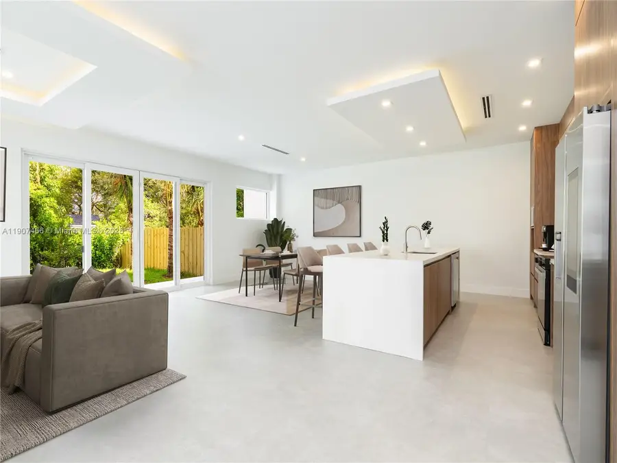 1705 SW 23rd St, Fort Lauderdale, FL 33315 - Image #2