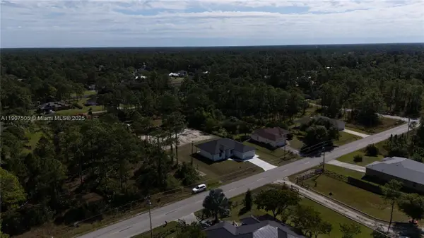 906 Willians Ave, Lehigh Acres, FL 33972