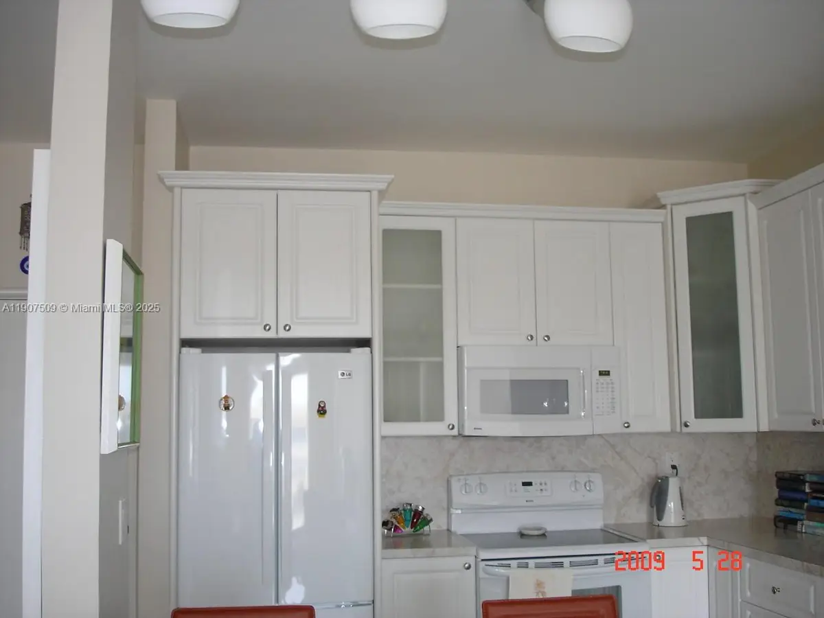 18061 Biscayne Blvd #PH03, Aventura, FL 33160 - #1