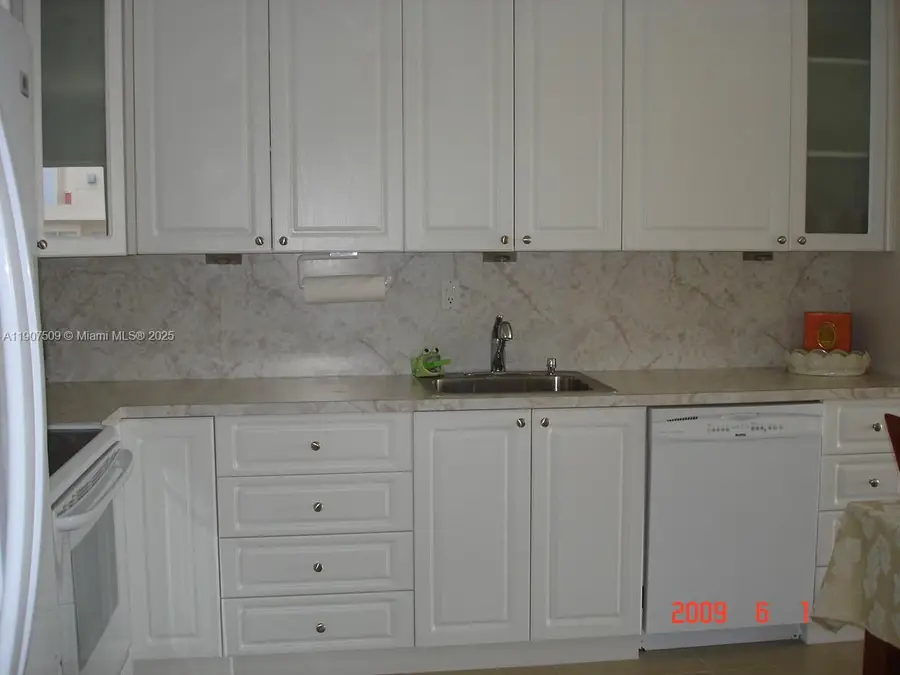 18061 Biscayne Blvd #PH03, Aventura, FL 33160 - #3