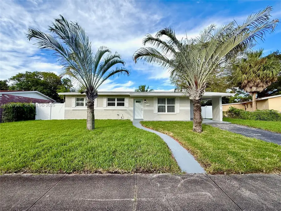 671 NW 37th Ave, Lauderhill, FL 33311 - Image #2