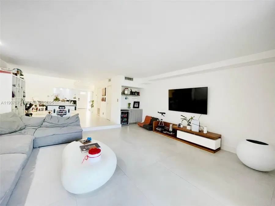 20444 NE 34th Ct #12, Aventura, FL 33180 - Image #3