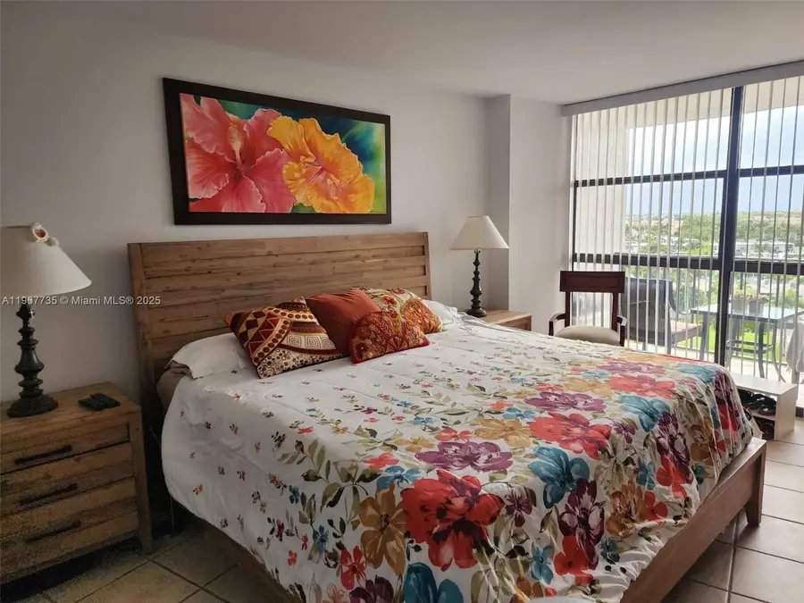 600 Parkview Dr #911, Hallandale Beach, FL 33009 - #3