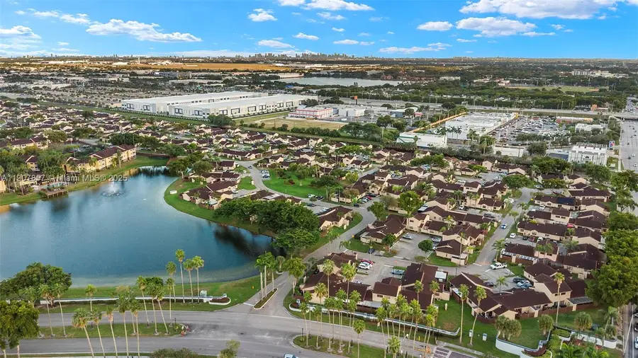 17214 NW 66th Ct, Hialeah, FL 33015 - Image #3