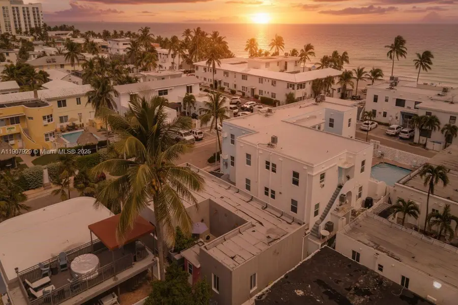 322 Oklahoma St, Hollywood, FL 33019 - Image #3