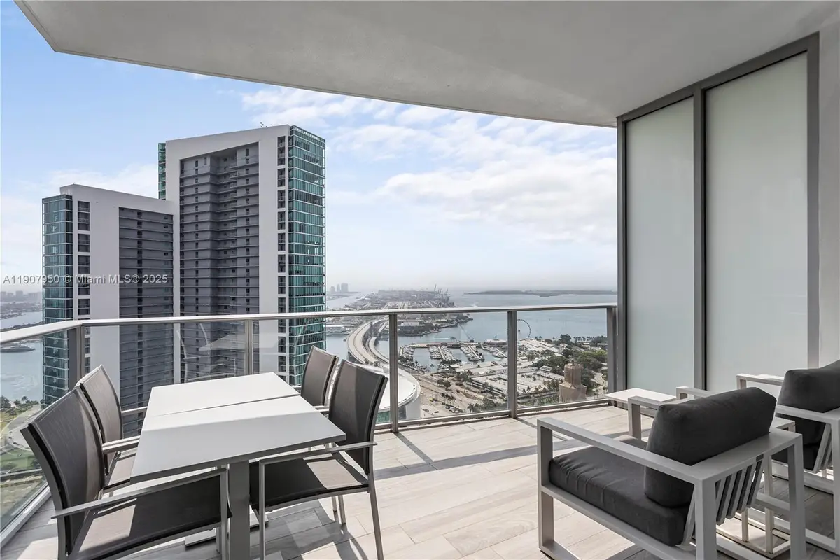 851 NE 1st Ave #3907, Miami, FL 33132 - Image #1