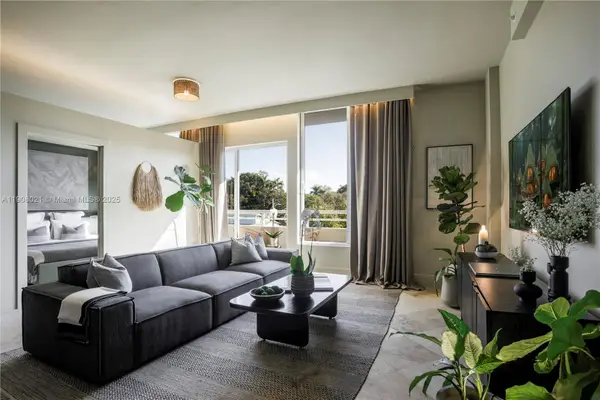 3250 Grand Ave #306, Miami, FL 33133