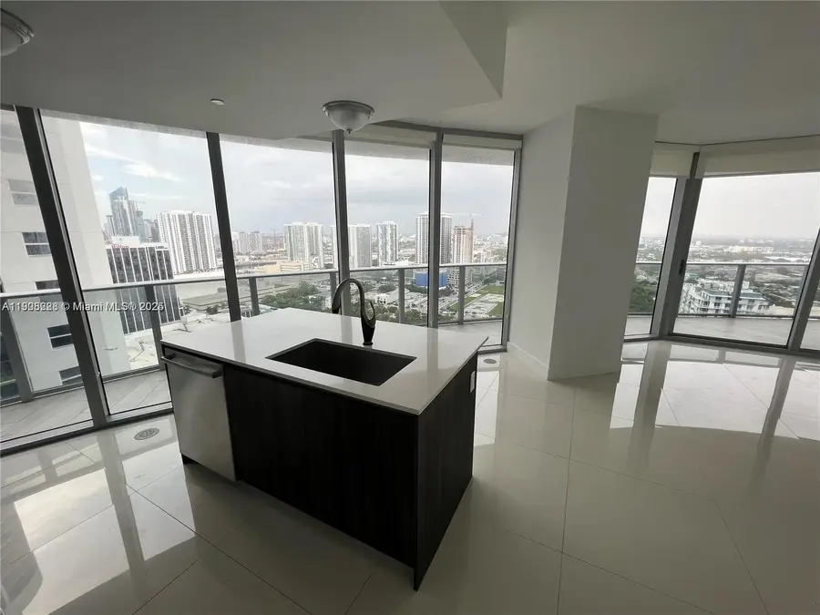 488 NE 18th St #3100, Miami, FL 33132 - Image #2