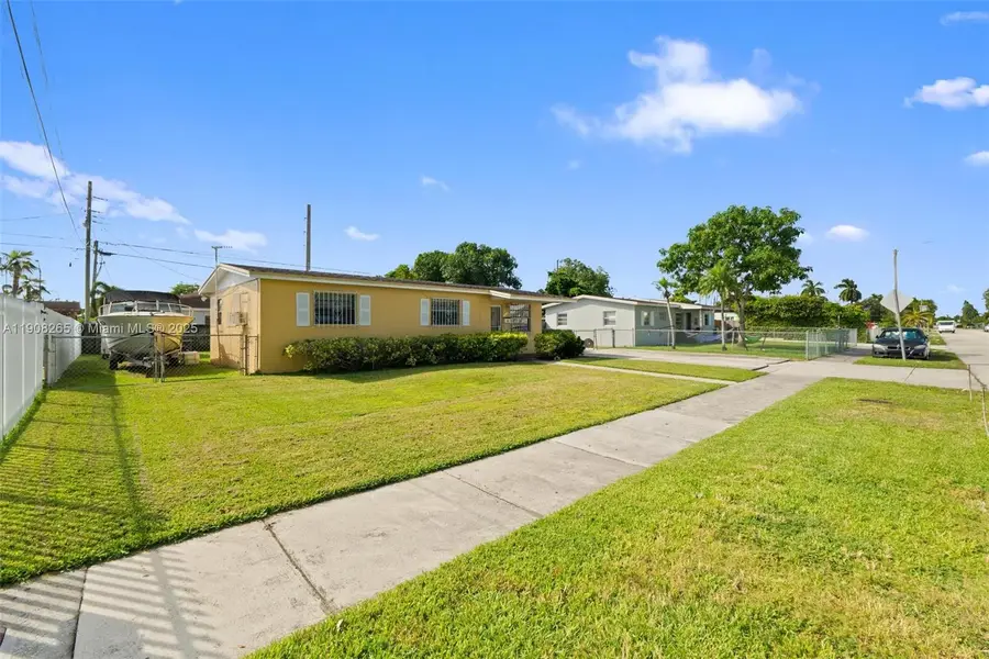 10210 SW 151st Ter, Miami, FL 33176 - Image #2