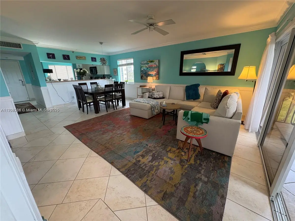 275 Palm Ave #B201, Jupiter, FL 33477 - #1