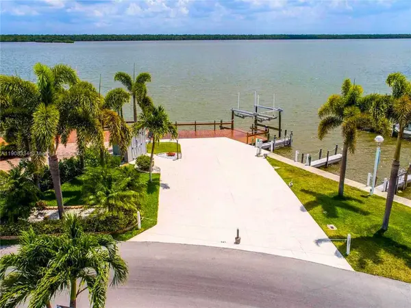 150 Smallwood Dr. #147, Other, FL 34138
