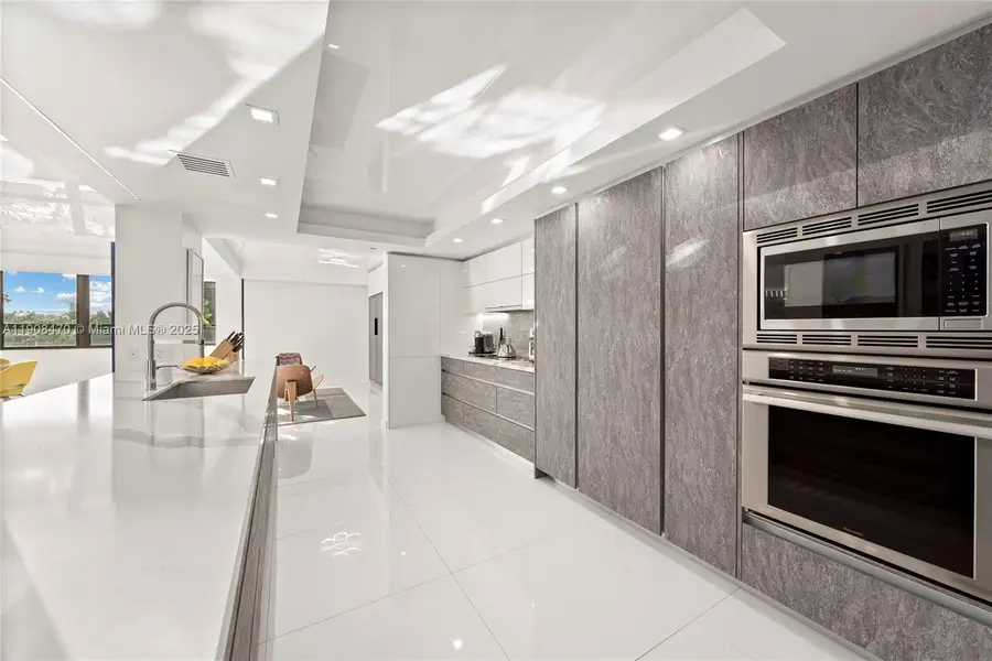 10205 Collins Ave #201, Bal Harbour, FL 33154 - Image #2