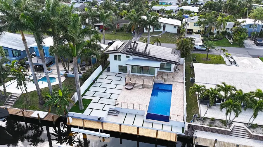 2436 Okeechobee Lane, Fort Lauderdale, FL 33317 - Image #2