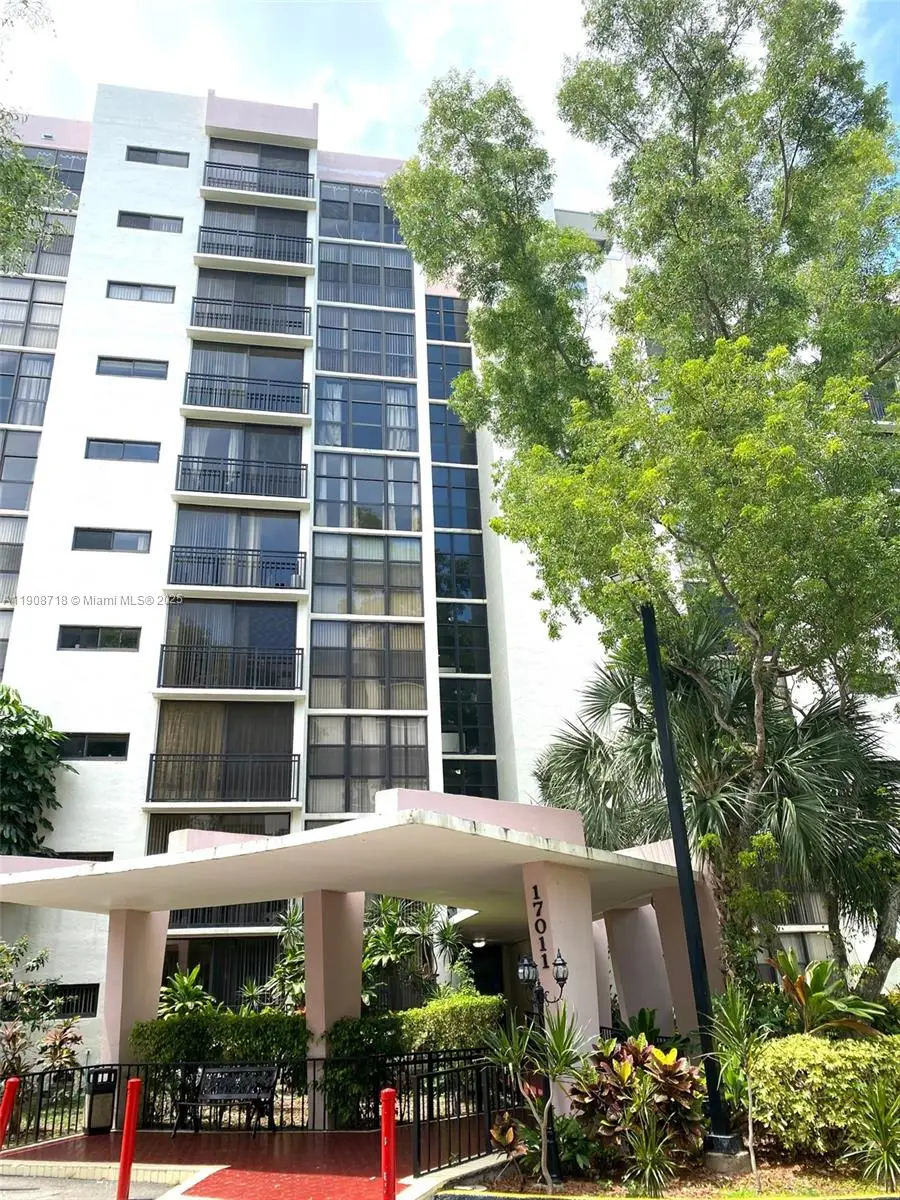 17011 N Bay Rd #711, Sunny Isles Beach, FL 33160 - Image #2