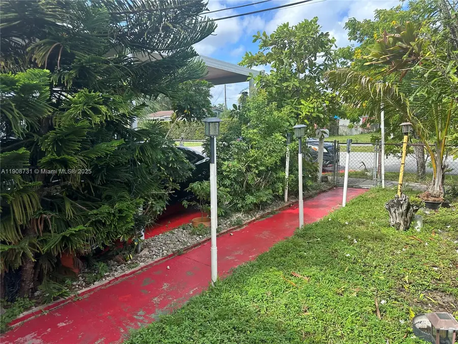 15151 Railroad Dr, Miami Gardens, FL 33054 - Image #3