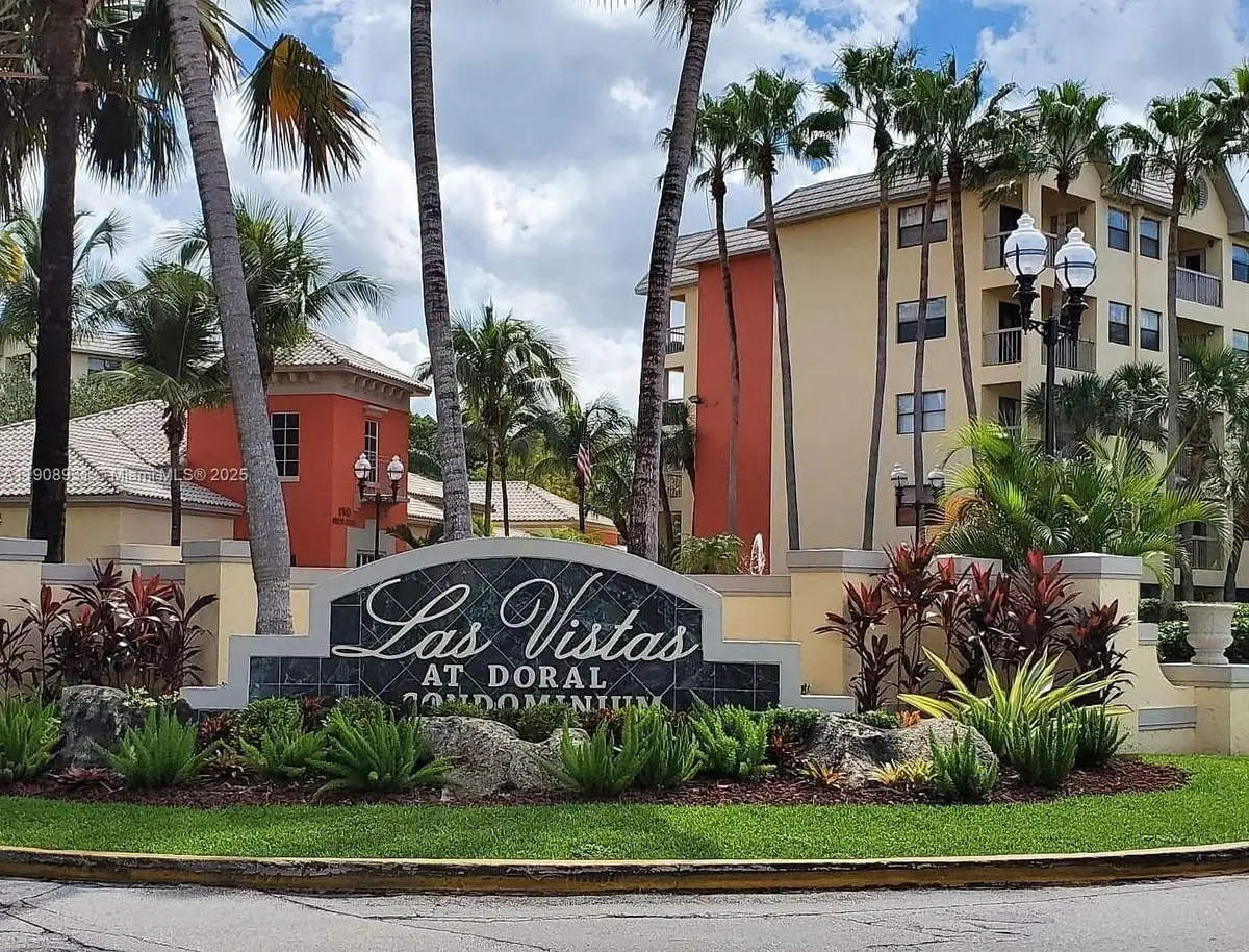 8290 Lake Dr #514, Doral, FL 33166 - Image #1