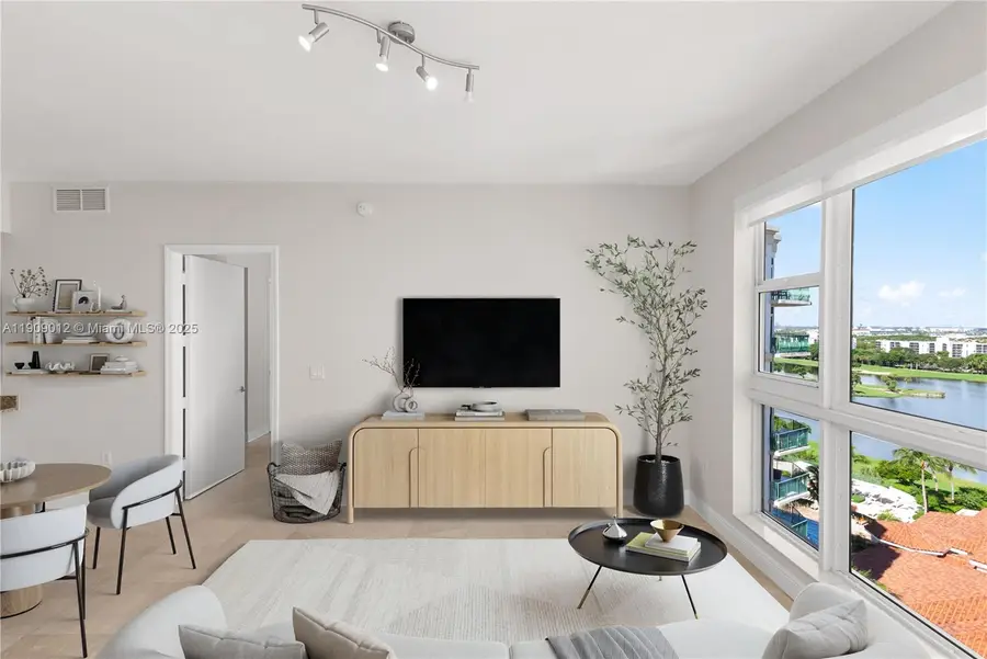 19900 E Country Club Dr #PH18, Aventura, FL 33180 - Image #3