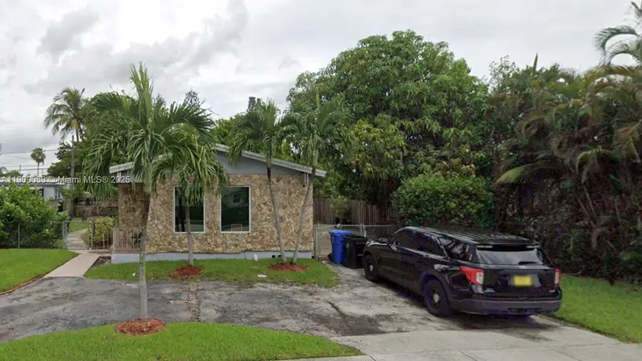 2821 NW 22nd St, Fort Lauderdale, FL 33311 - Image #2