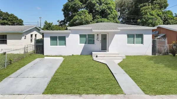 1499 NE 152nd St, North Miami Beach, FL 33162