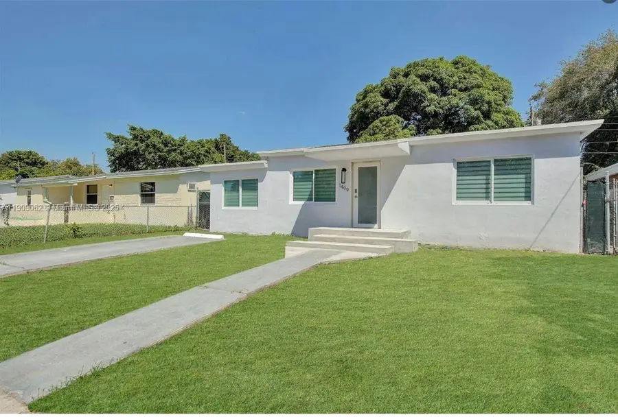 1499 NE 152nd St, North Miami Beach, FL 33162 - Image #2