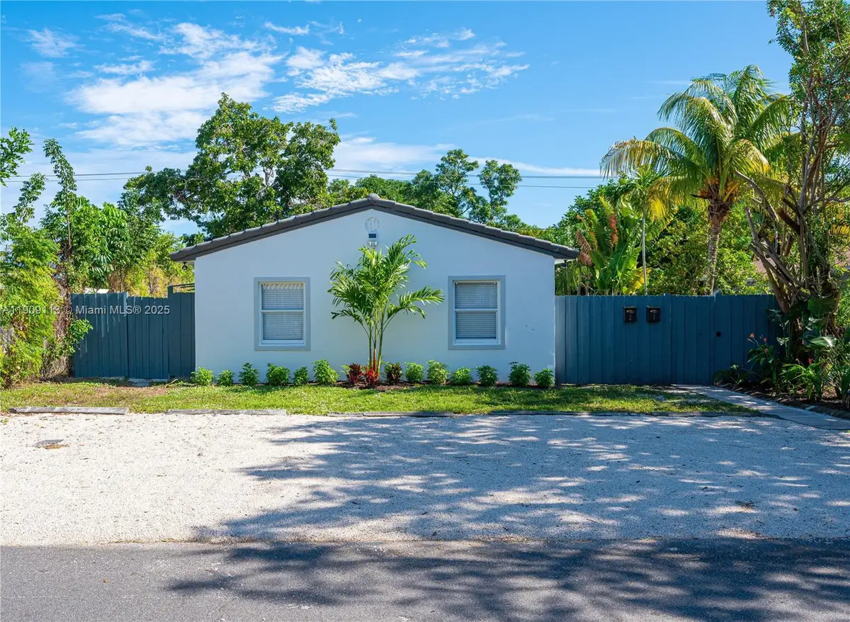 1236 NE 16th Ave, Fort Lauderdale, FL 33304 - Image #1