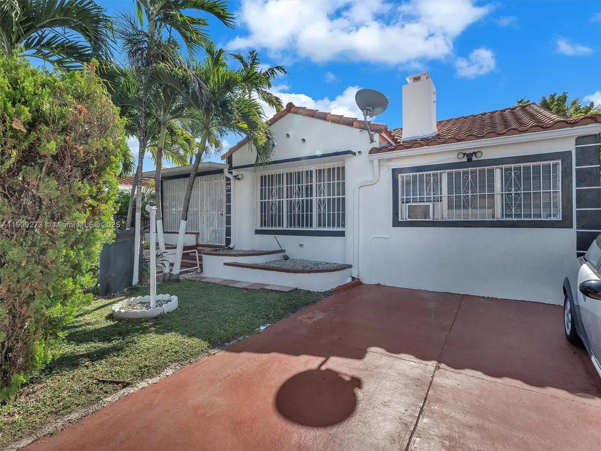 560 NE 77th St, Miami, FL 33138 - Image #1
