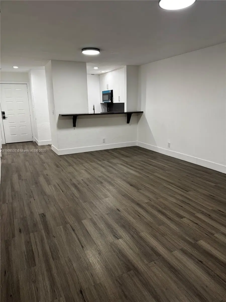 2471 NW 56th Ave #3-15, Lauderhill, FL 33313 - Image #2