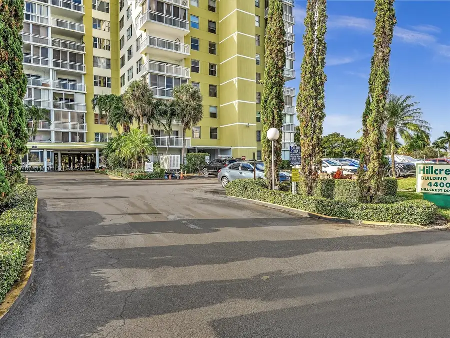 4400 Hillcrest Dr #617B, Hollywood, FL 33021 - Image #2