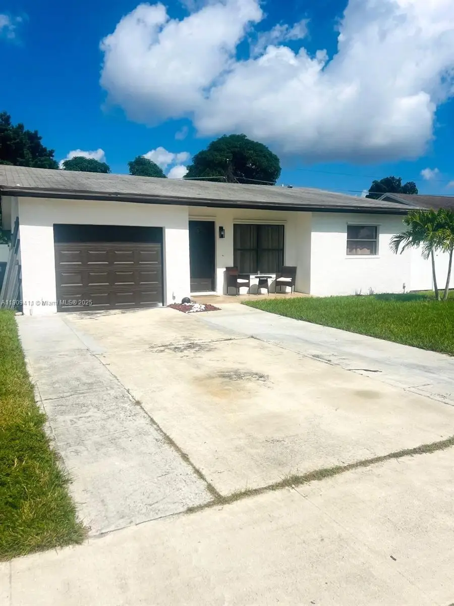 9703 SW 2nd St, Boca Raton, FL 33428 - Image #3