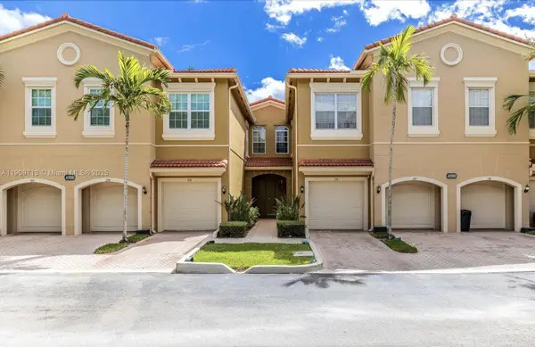 4890 Bonsai Cir #106, Palm Beach Gardens, FL 33418