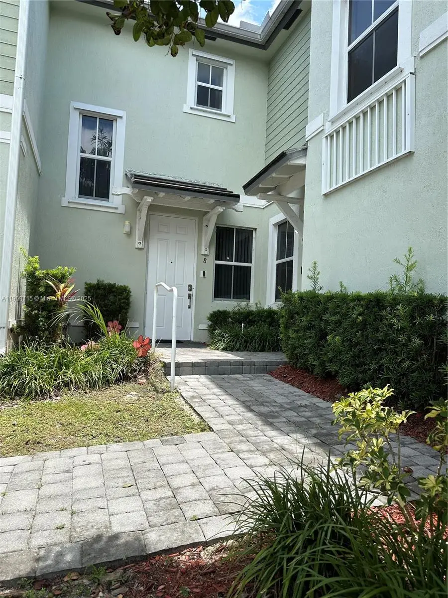 133 SE 28th Ter #8, Homestead, FL 33033 - Image #2