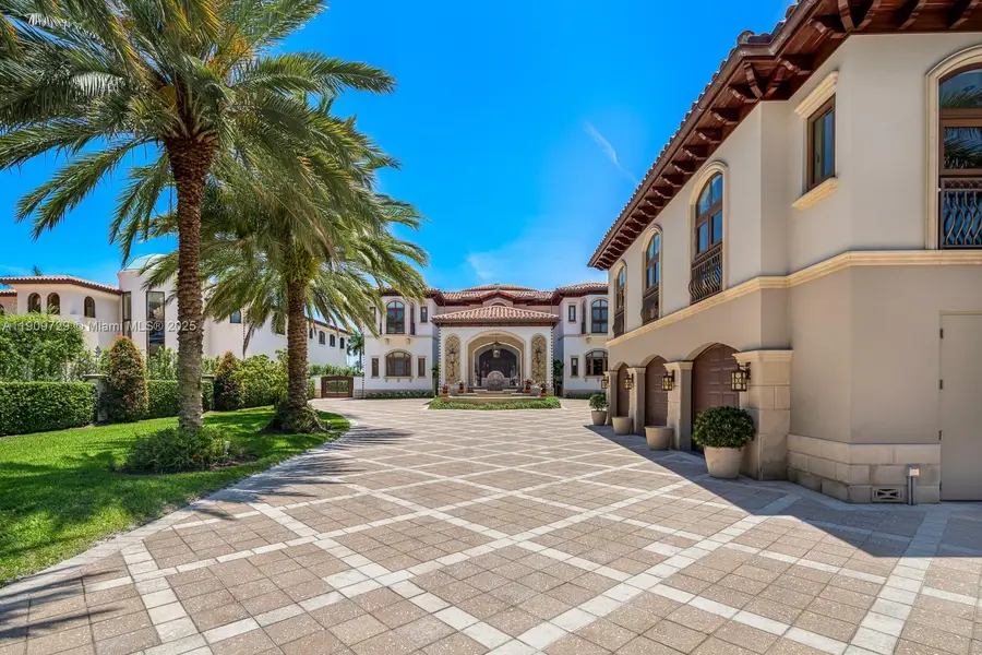 210 Palm Avenue, Miami Beach, FL 33139 - Image #2