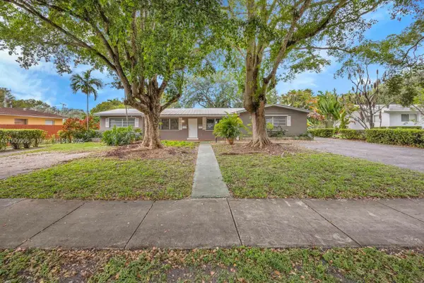 11434 SW 81st Rd, Pinecrest, FL 33156