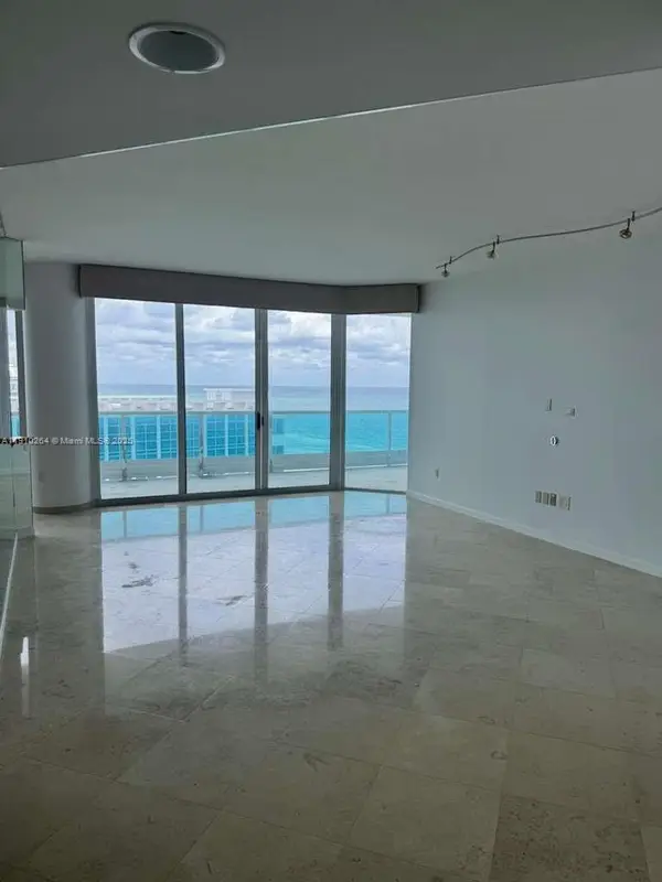 5025 Collins Ave #1602, Miami Beach, FL 33140