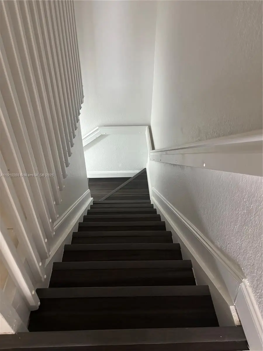 17710 NW 73rd Ave #202-20, Hialeah, FL 33015 - Image #2