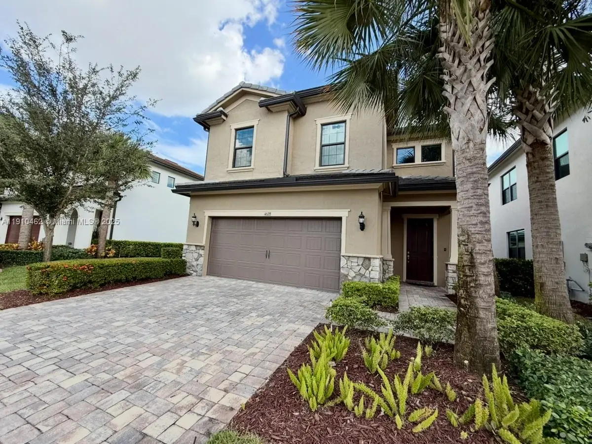4628 E Pinehurst Trl E, Oakland Park, FL 33309 - #1