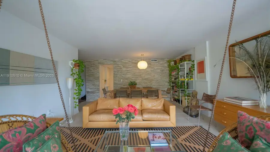 199 Ocean Lane Dr #313, Key Biscayne, FL 33149 - Image #2