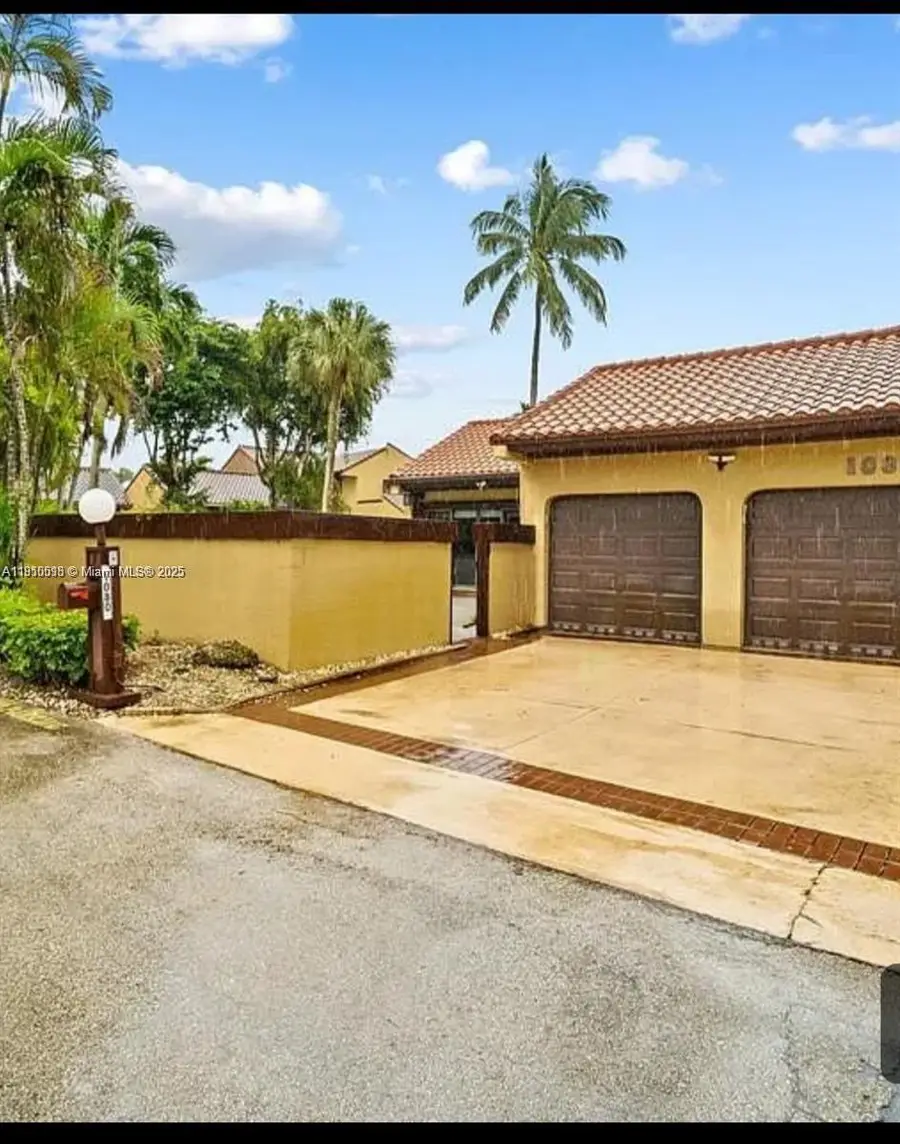 20305 NE 10th Ct, Miami, FL 33179 - Image #3