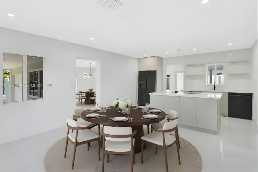 9851 Jamaica Dr, Cutler Bay, FL 33189 - Image #2