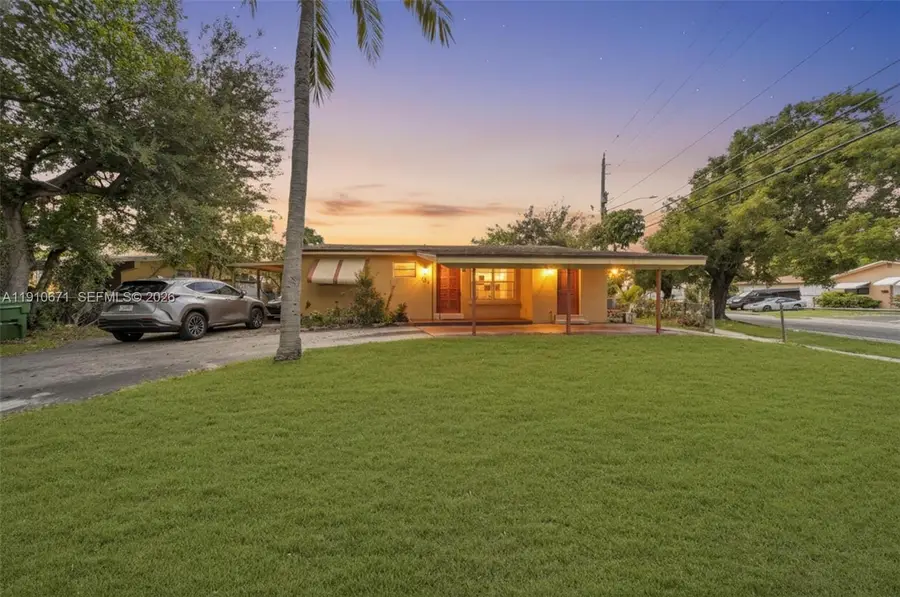 741 SW 2nd Ct, Hallandale Beach, FL 33009 - #2