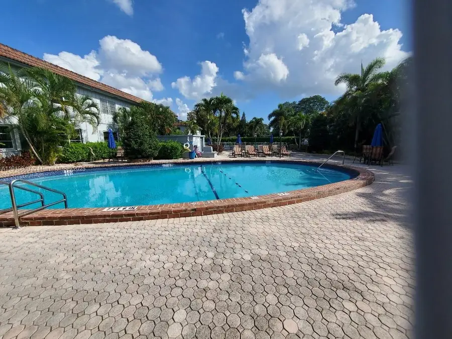 649 W Oakland Park Blvd #103A, Oakland Park, FL 33311 - Image #2
