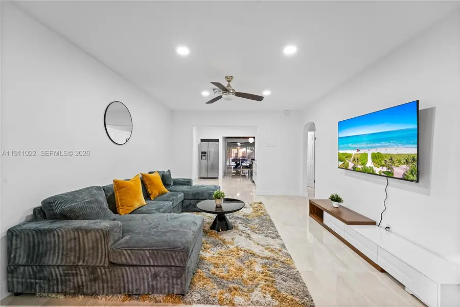 2827 Adams St, Hollywood, FL 33020 - Image #2