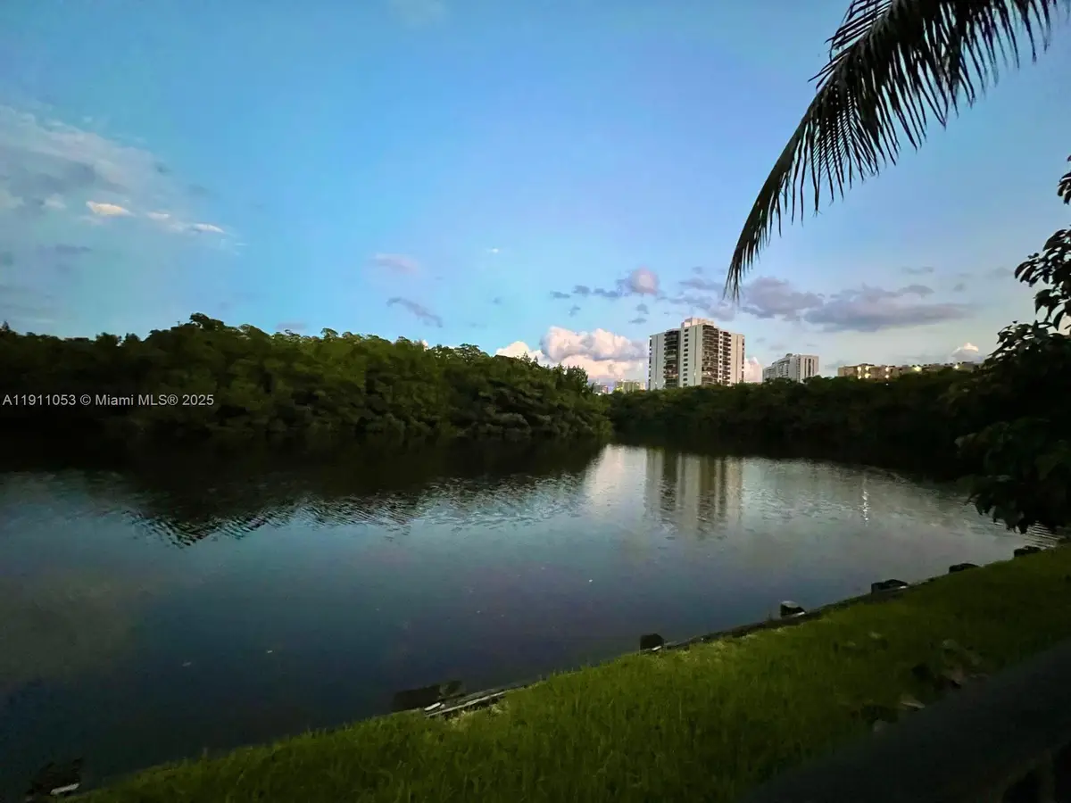 20825 NE 32nd Pl, Aventura, FL 33180 - #1