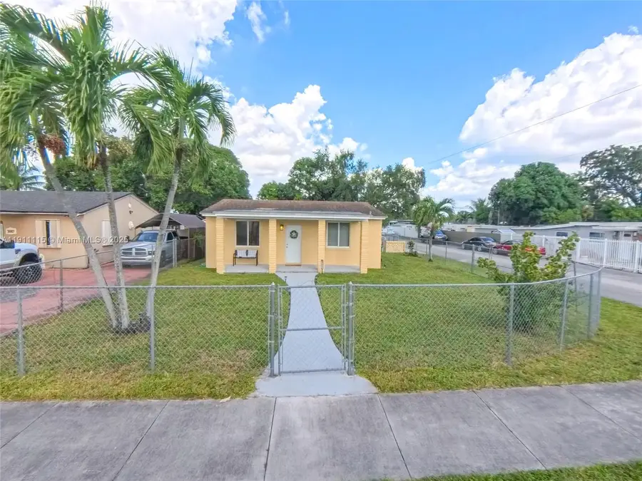 3057 NW 101st St, Miami, FL 33147 - Image #2