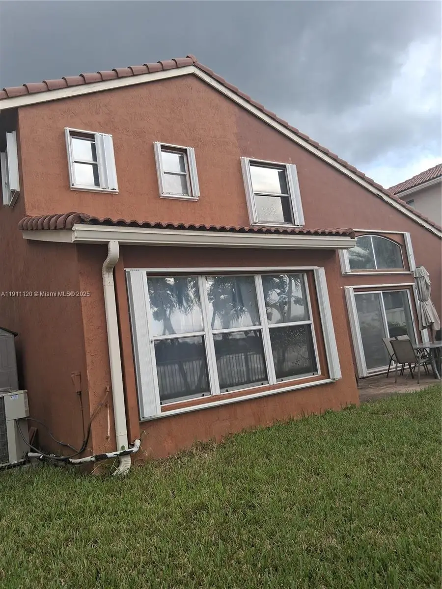 5245 SW 38th Ave, Hollywood, FL 33312 - Image #2