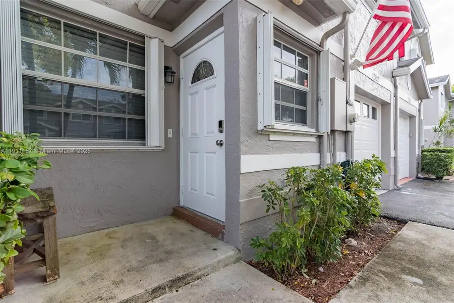 12152 SW 49th Ct, Cooper City, FL 33330 - Image #3