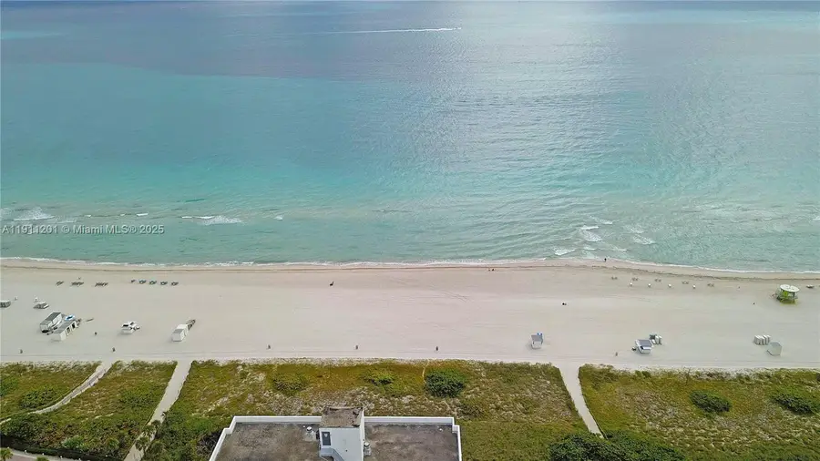 5825 Collins Ave #11E, Miami Beach, FL 33140 - #3