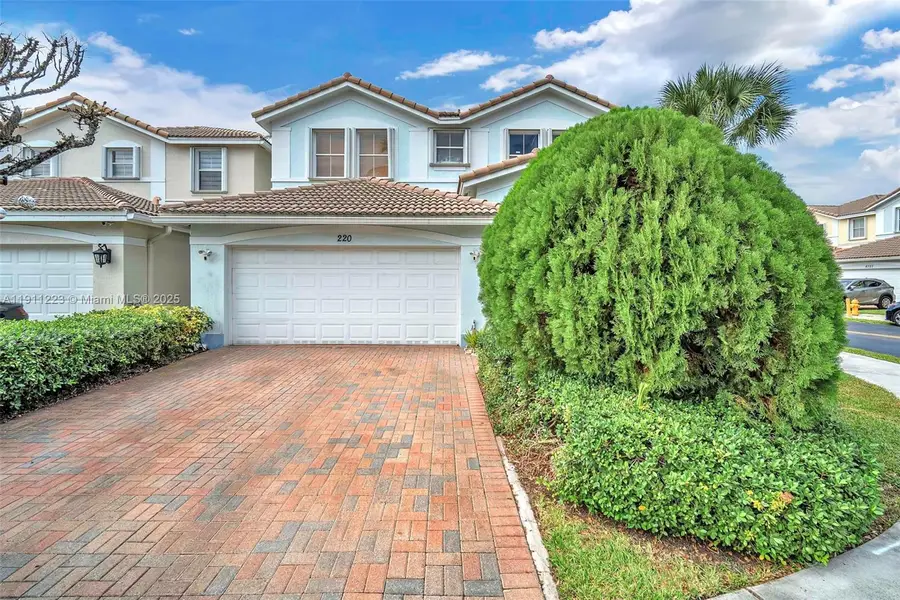 220 SW 87th Ct, Miami, FL 33174 - Image #3