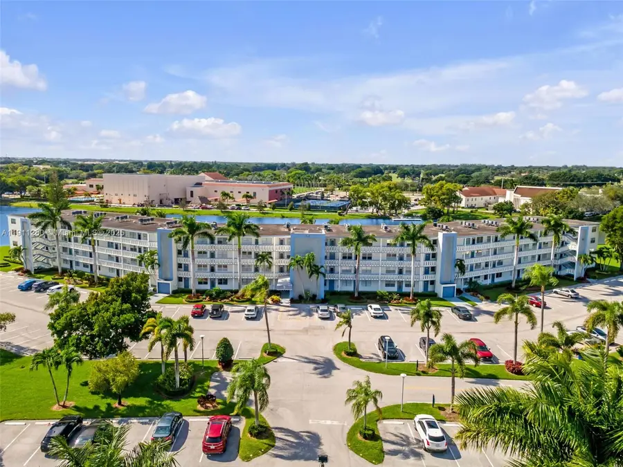 4025 Yarmouth B #4025, Boca Raton, FL 33434 - Image #2